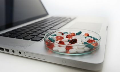 Farmaci online, Lombardia prima a mettere una stretta alle farmacie del web
