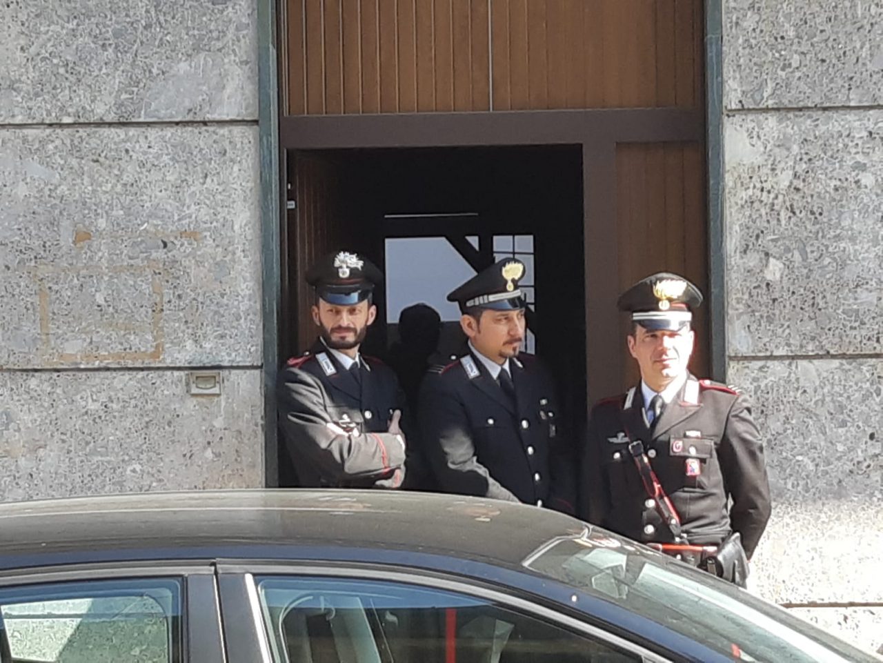 Morte sorelle Agrati, domani l’interrogatorio del fratello arrestato