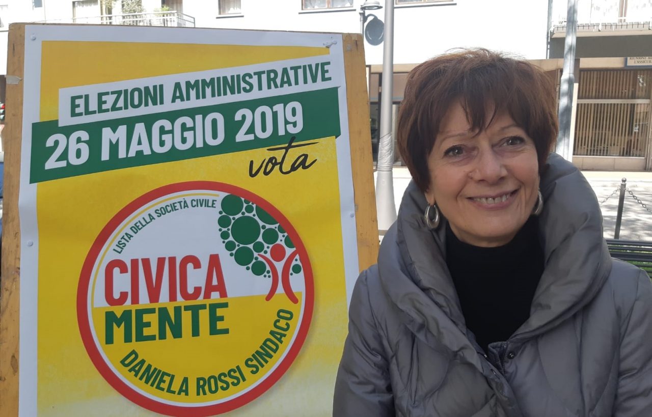 Elezioni San Vittore, Daniela Rossi di “Civicamente” in piazza FOTO E VIDEO