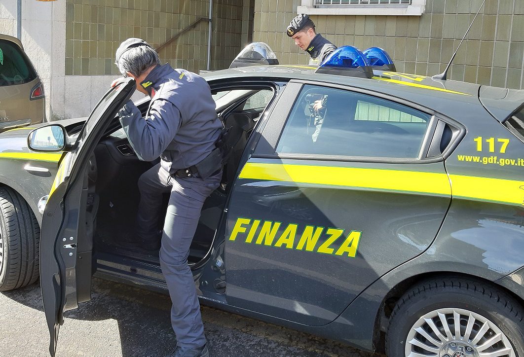 Caos nella galassia Cisl, ipotesi di truffa: sequestrati 600mila euro