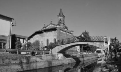 Prete s'impicca per errore pulendo le grondaie della chiesa