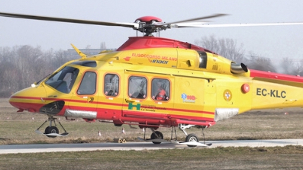 Ribaltamento a Gallarate, elisoccorso in azione