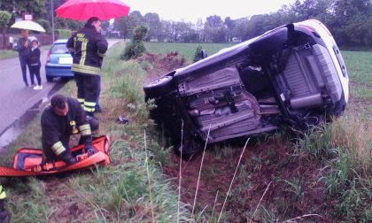 Incidente in rotonda a Inveruno - LE FOTO
