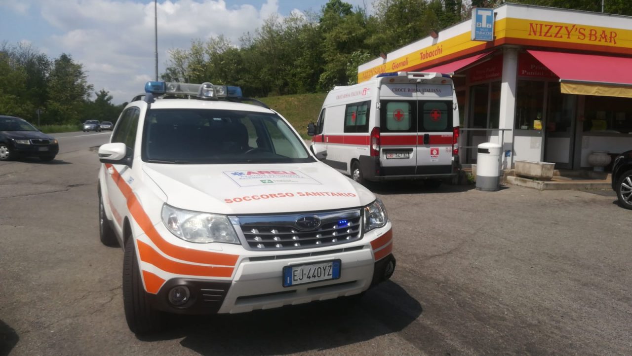Malore al bar del benzinaio a Marnate