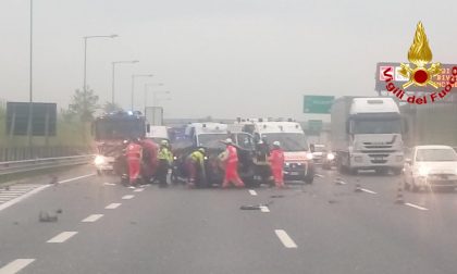Traffico bloccato sulla A9 per un incidente tra Uboldo e Saronno FOTO