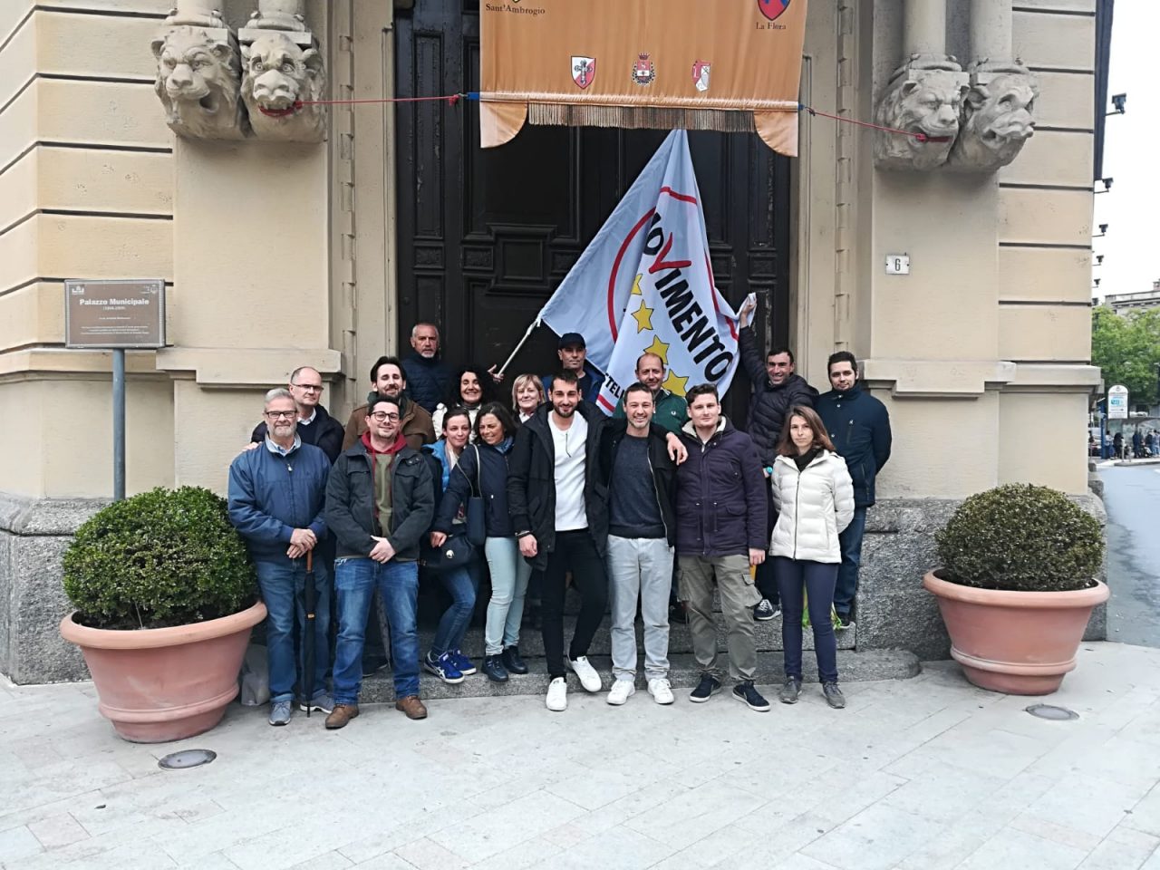 Cinque stelle in piazza: “Liberiamo Legnano”