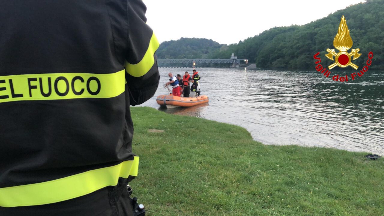 Giovane disperso nel Ticino, continuano le ricerche – VIDEO
