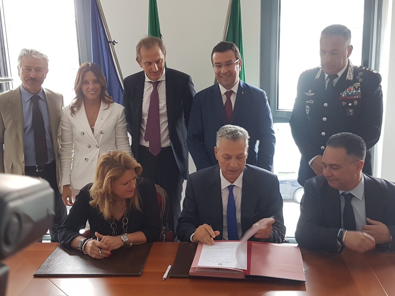 Caserma dei carabinieri affitto siglato e “benedetto” dal Sottosegretario Candiani