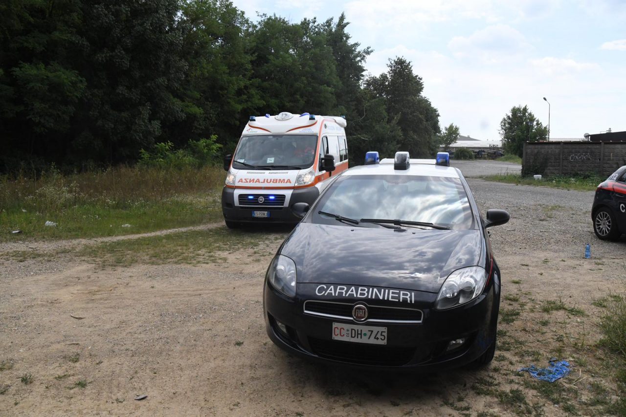Due giovani con gravi ferite d’arma da fuoco e di machete nel Parco delle Groane FOTO e VIDEO
