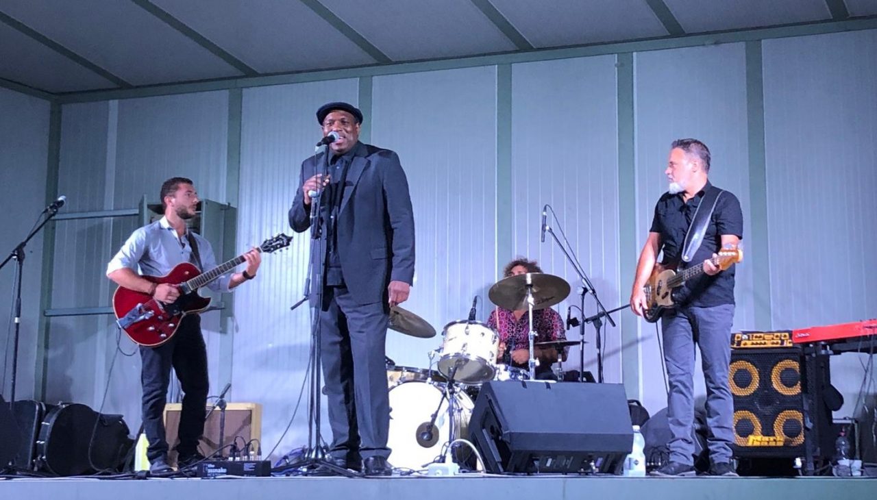 Sound Tracks a Busto Garolfo: Keith Dunn conquista tutti FOTO