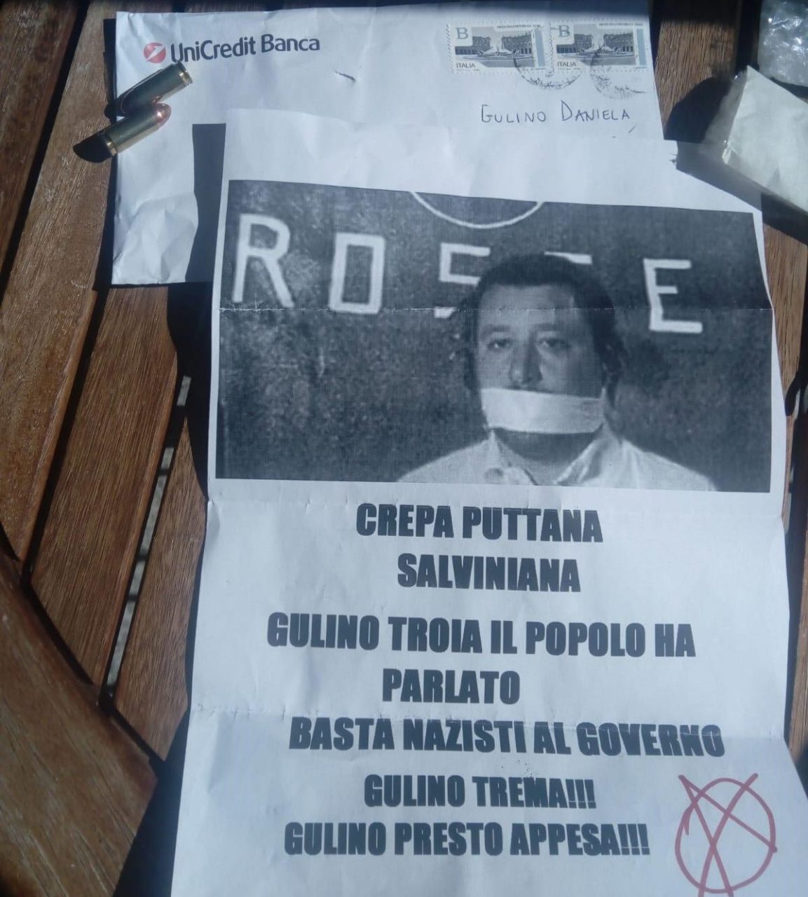 Busta con proiettili all’ex candidata sindaco di Malnate: “Non mi lascerò intimorire”