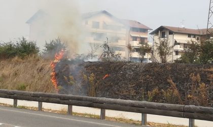 Tre incendi in meno di un chilometro a Legnano FOTO