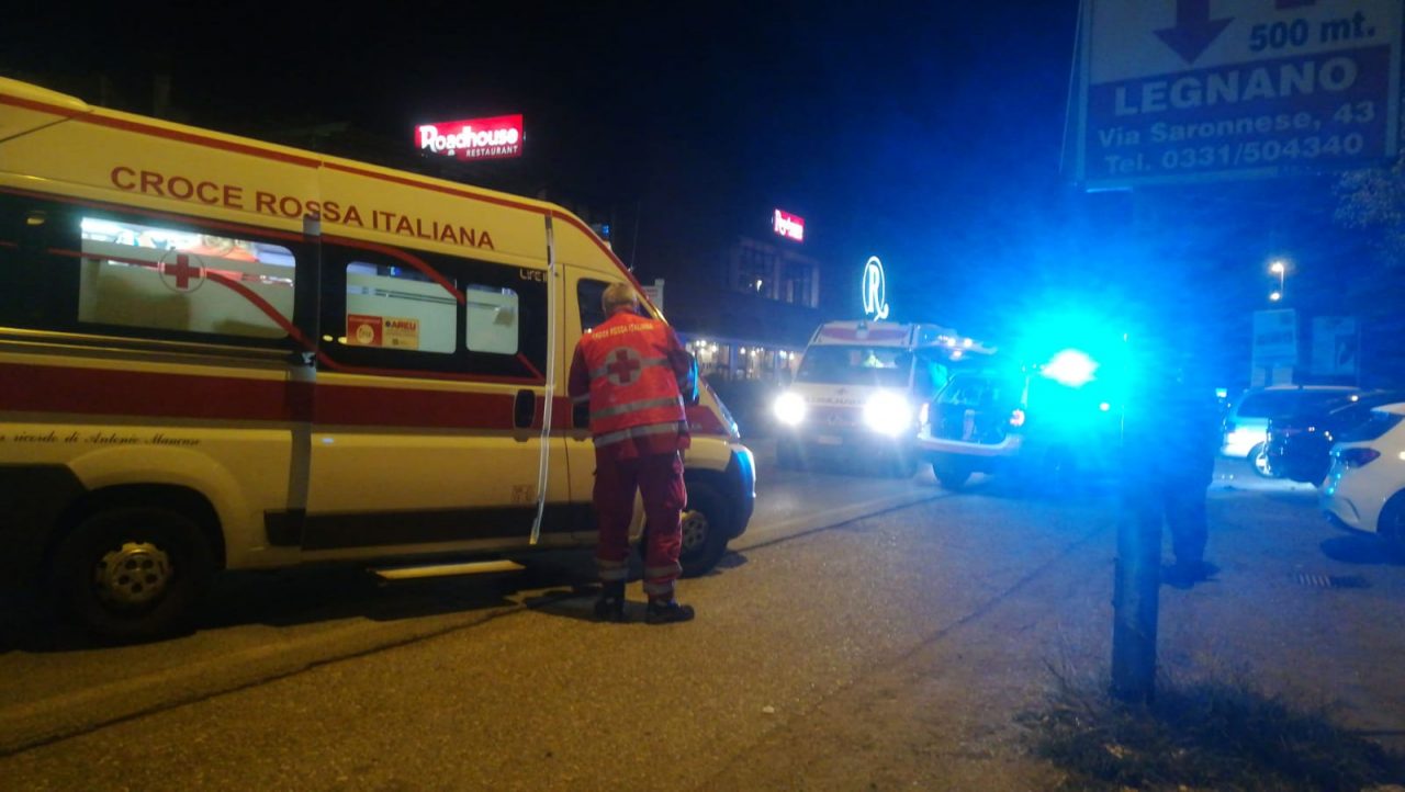 Incidente sulla Saronnese: 22enne in gravi condizioni FOTO
