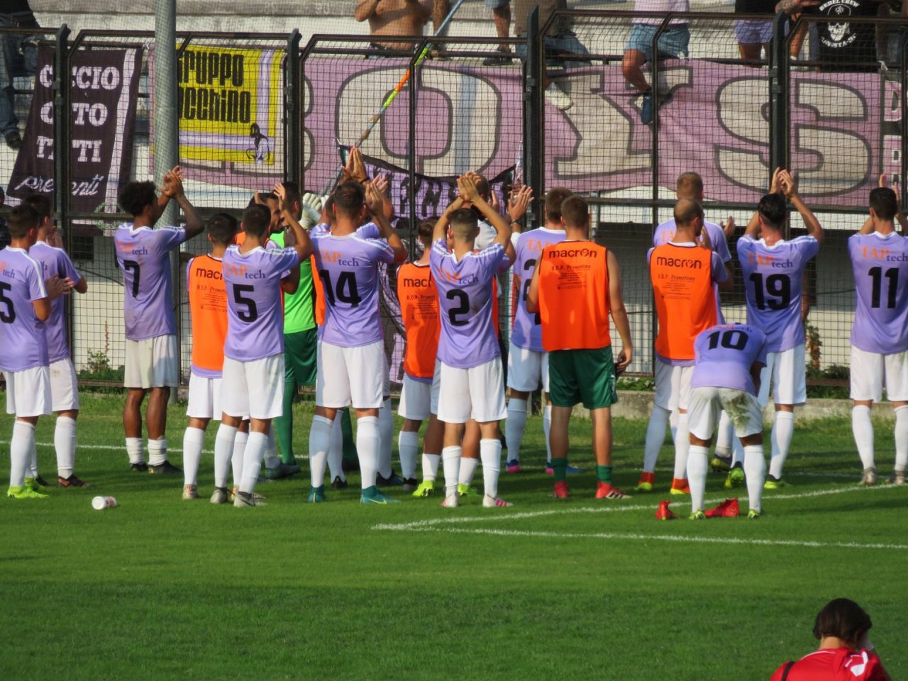 Calcio Serie D: Legnano mette la freccia