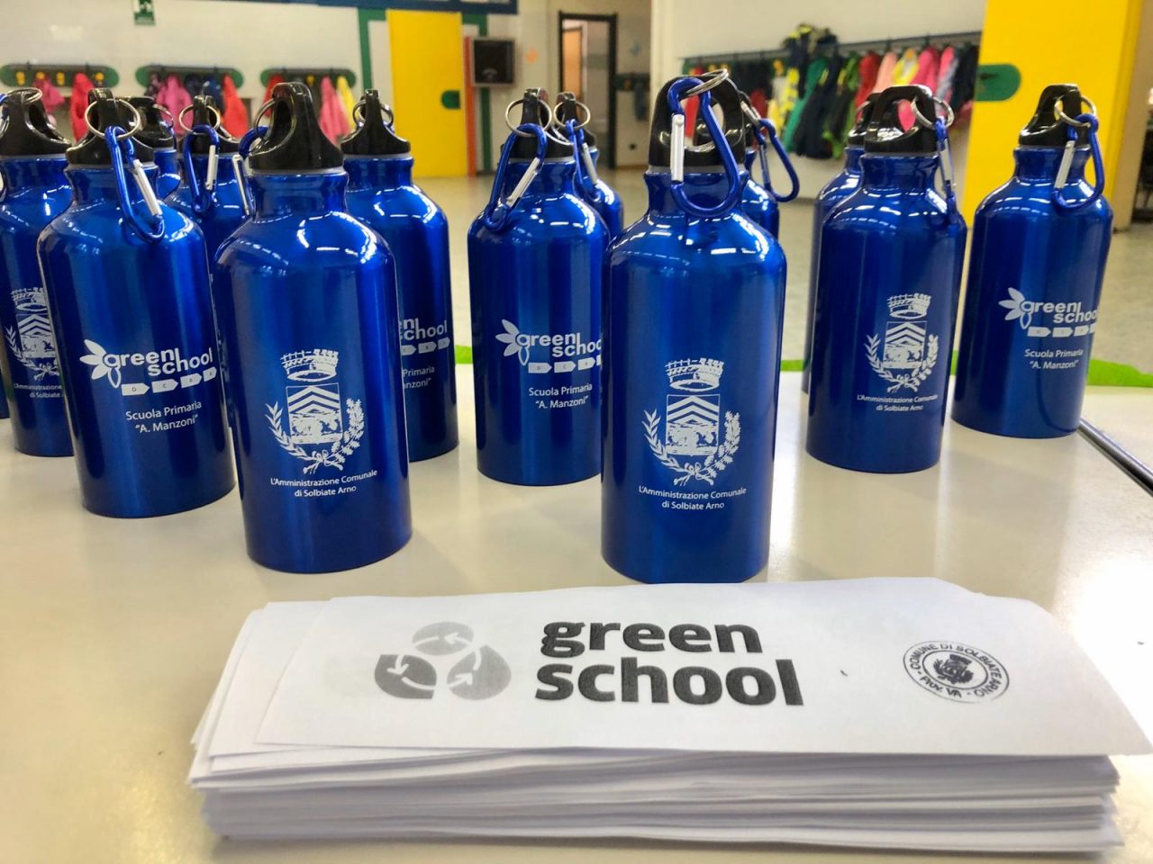 Green School, a Solbiate Arno arrivano 200 borracce per studenti e insegnanti