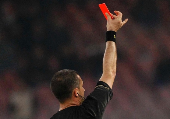 Testata all’arbitro, calciatore squalificato per tre anni