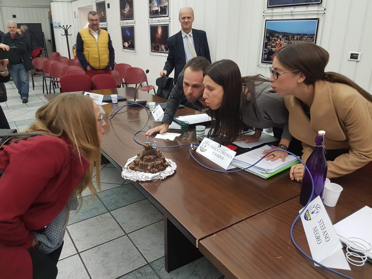 Torta di compleanno a Malnate: da tre anni senza bibliotecario comunale