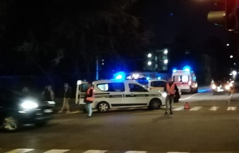 Investimento a Legnano: grave una persona