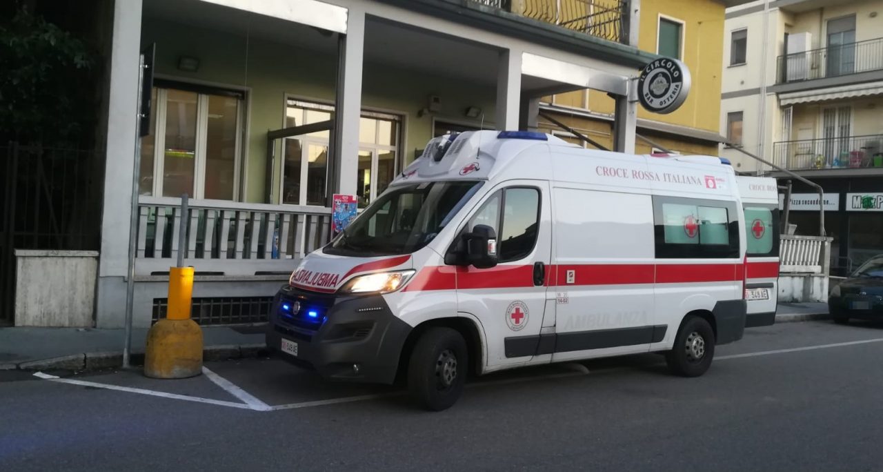 Malore al bar, momenti di paura a Rescaldina FOTO