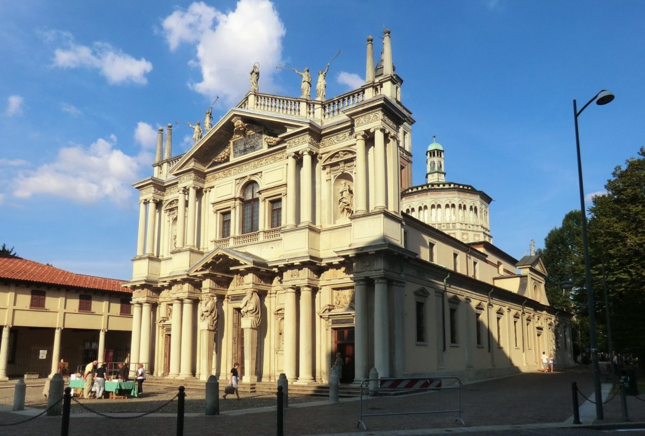 A Saronno i bambini scoprono gli affreschi del Santuario