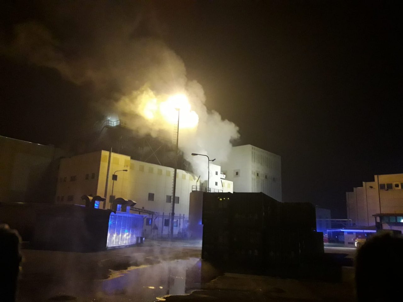 Inceneritore Accam a fuoco: sul posto sette squadre di pompieri