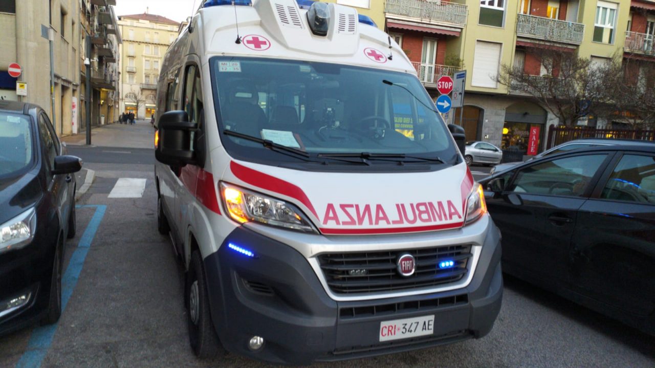 73enne si sente male in Posta