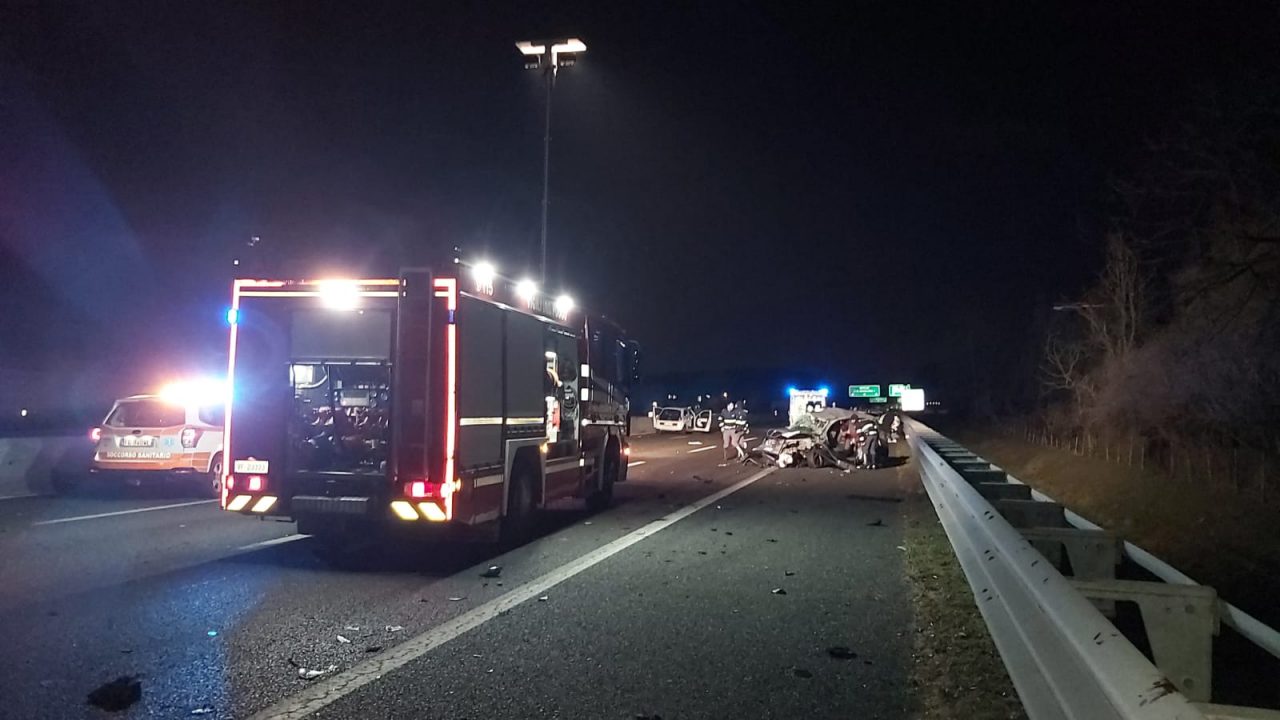 Ribaltamento in autostrada e aggressione a Legnano SIRENE DI NOTTE