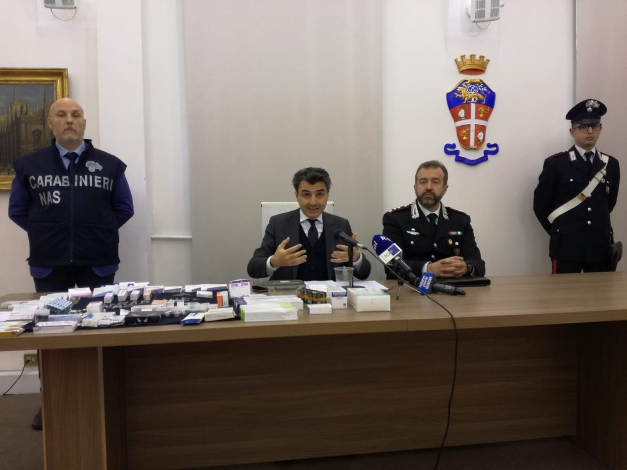 Traffico di farmaci anabolizzanti: 6 arresti e 53 indagati, perquisizioni anche in provincia