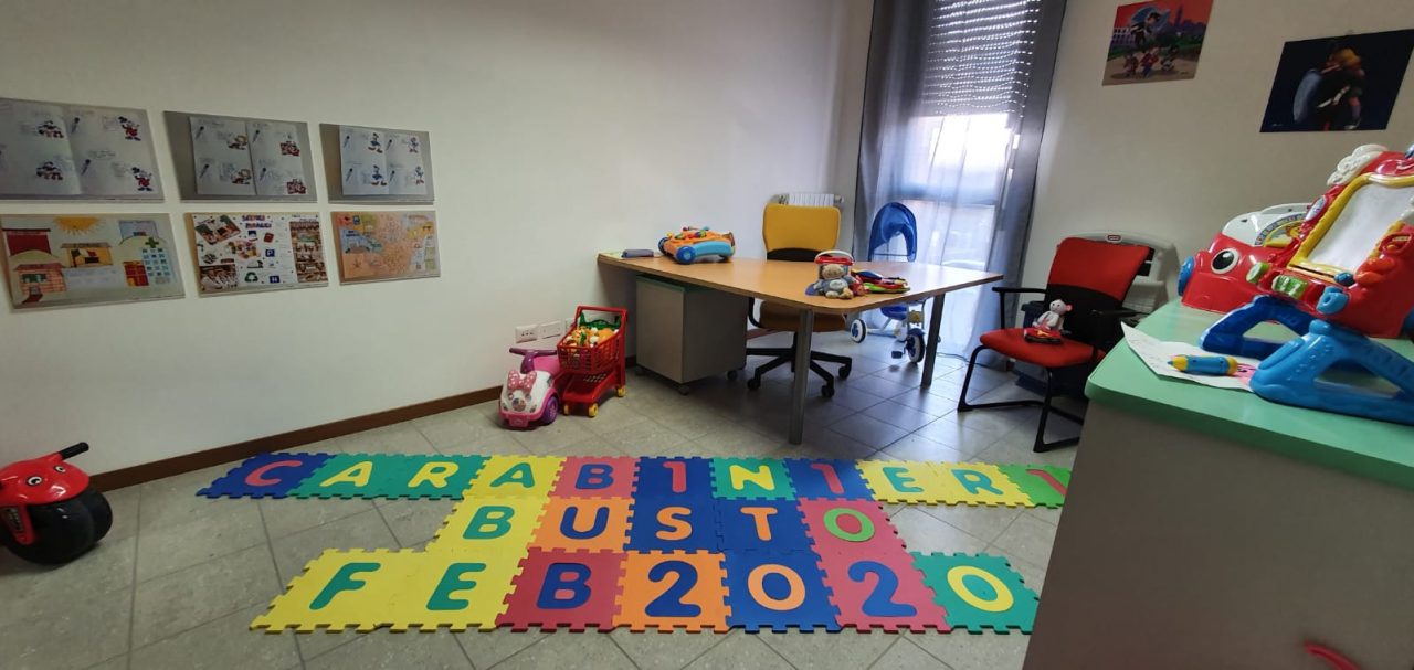 Caserma di Busto, inaugurata anche la “stanza delle donne”