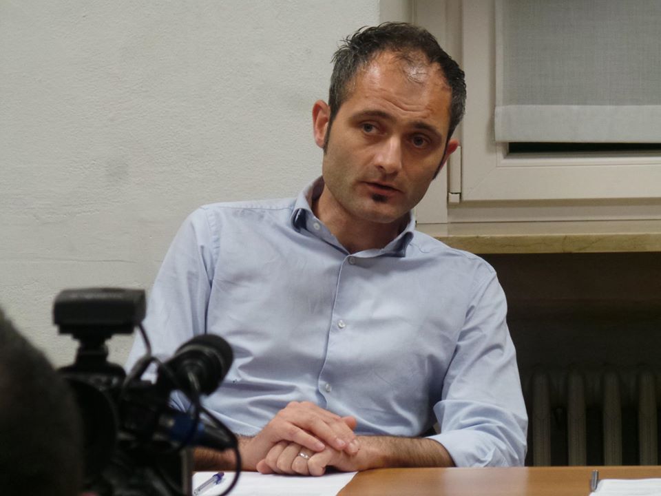 Licata replica a Monti sull’Ospedale: “Paradossale e fuori luogo. Non c’è da ridere”