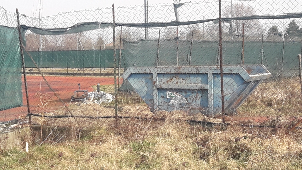 Il centro sportivo: gioiello abbandonato FOTO
