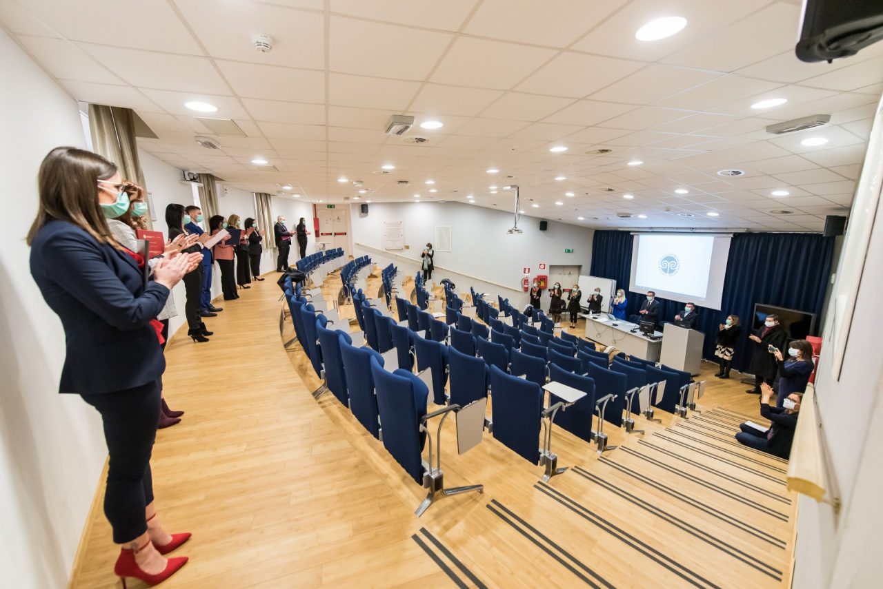Università, nove infermieri laureati a porte chiuse e pronti a lavorare