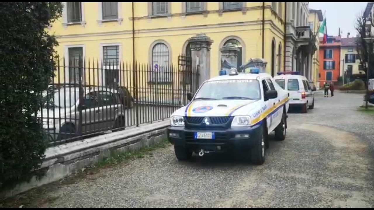 “Non uscite di casa”: Tradate schiera gli altoparlanti VIDEO
