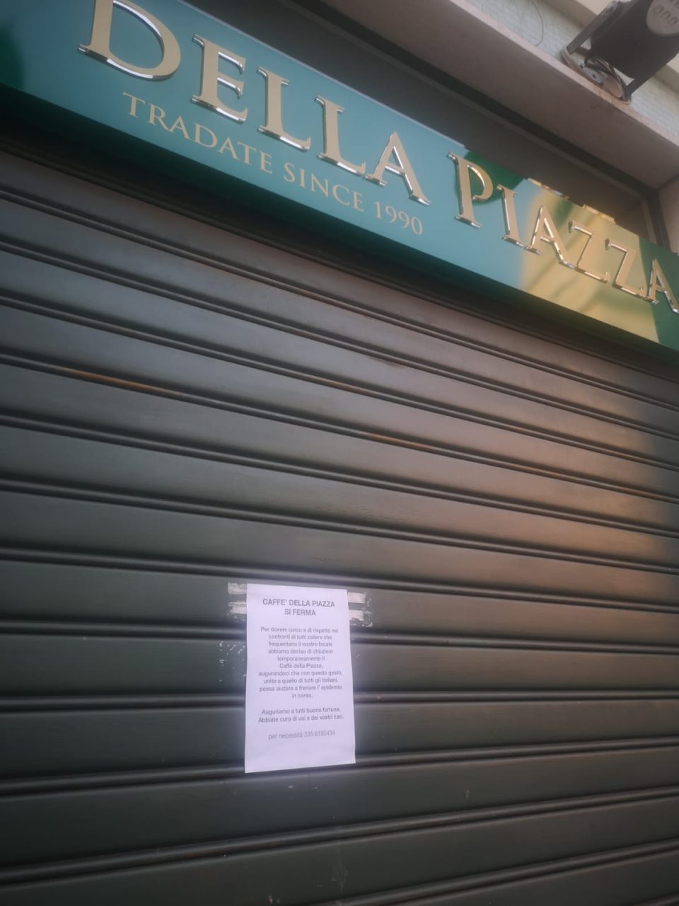 Tradate negozi e bar chiudono i battenti
