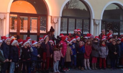 Covid: la scuola Battisti fa una donazione agli ospedali