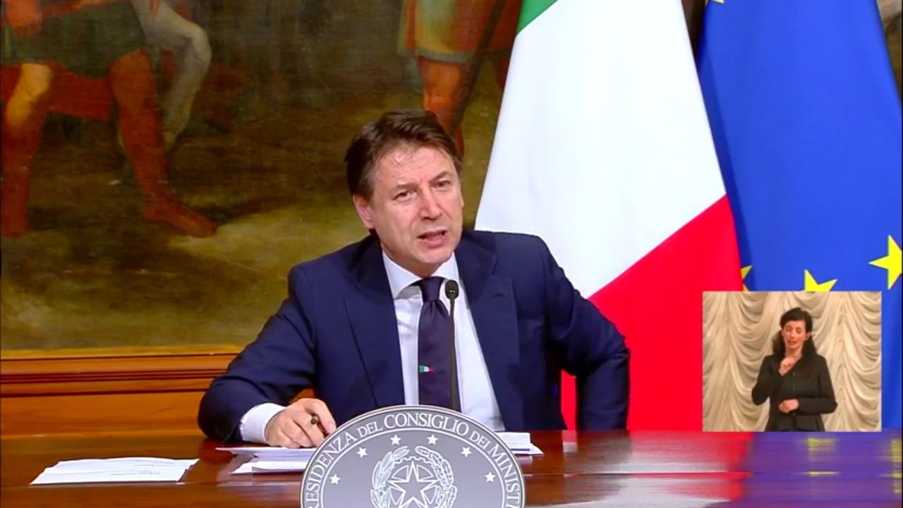 Conte, via al Decreto Liquidità: “400 miliardi di garanzie per autonomi, professionisti e imprese”