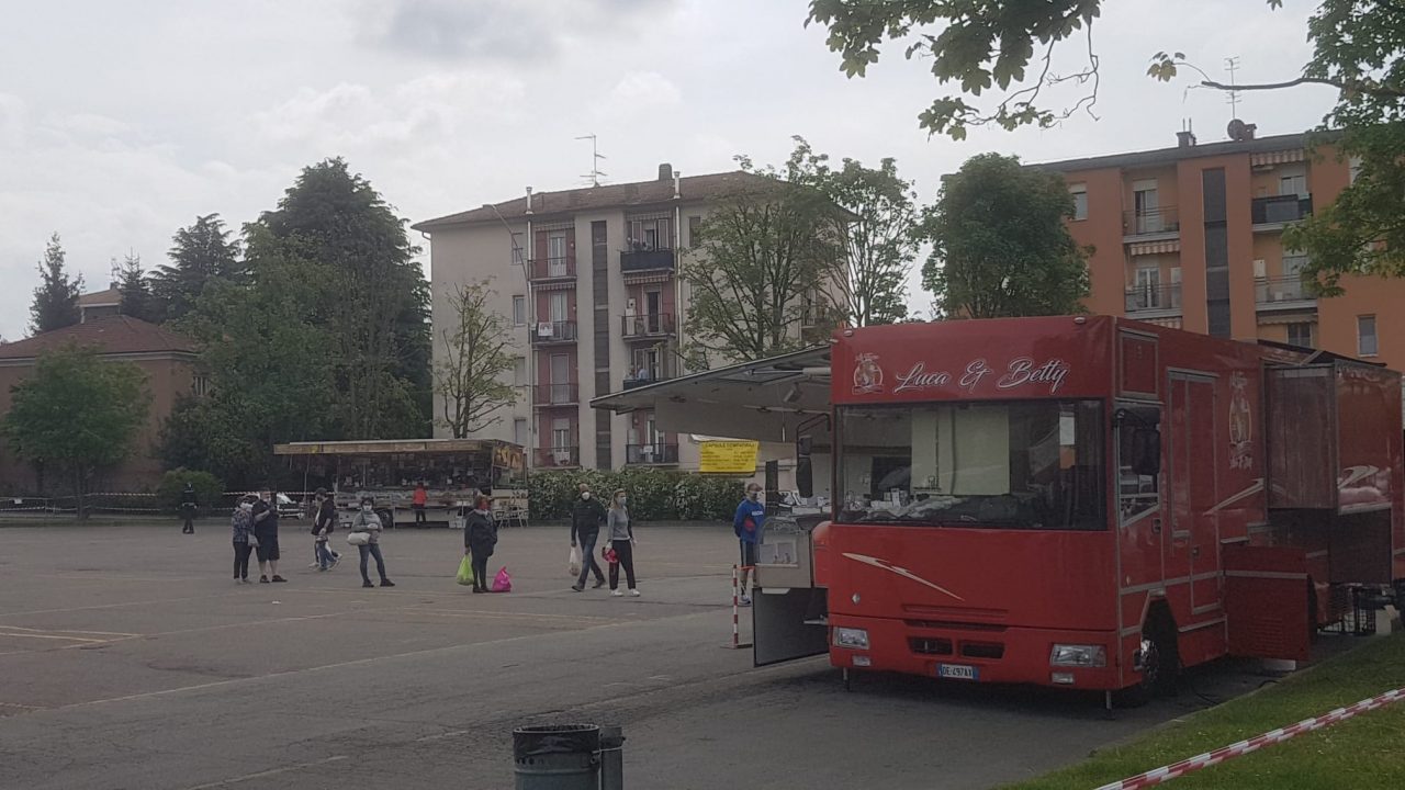Mercato a Tradate, buona la prima prova di ripartenza