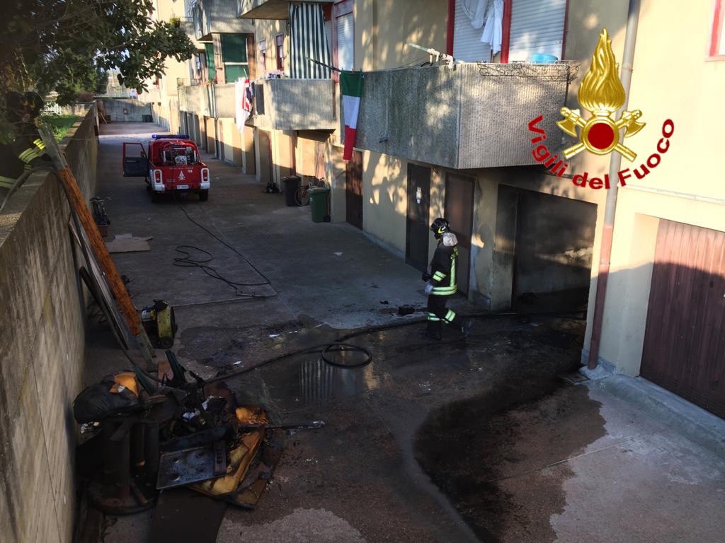 Nuovo incendio alle case Aler di Cairate