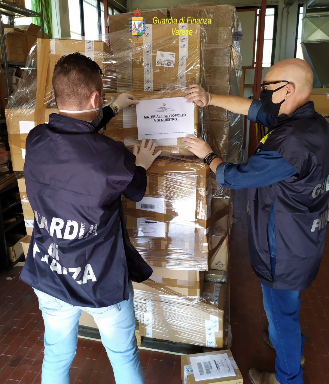 Sequestrate 330mila mascherine con marchio Ce falso