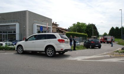 Incidente alla rotonda di Cirimido: atterra l'elisoccorso