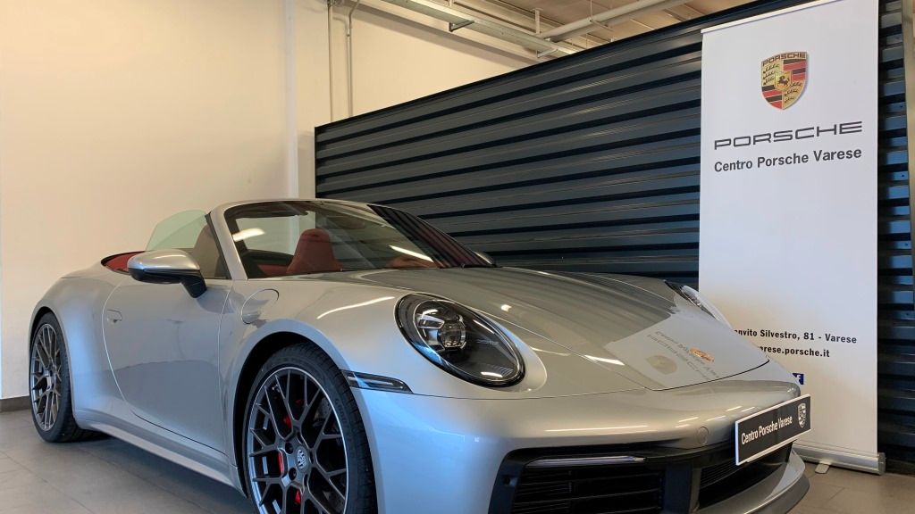 Centro Porsche Varese e Caritas fanno squadra per aiutare giovani e famiglie