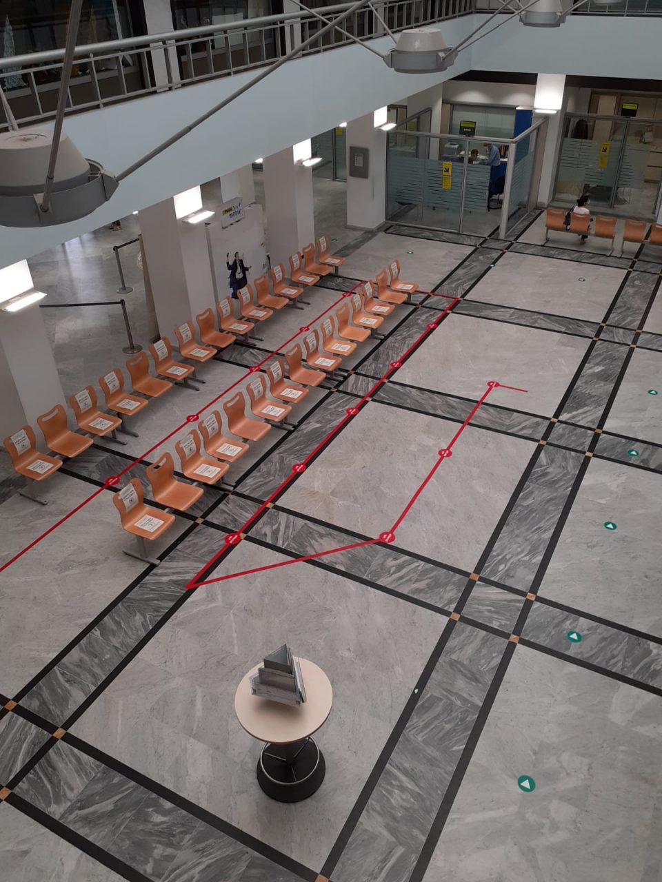 Poste italiane, si torna ad attendere il turno all’interno dei locali. Ecco dove