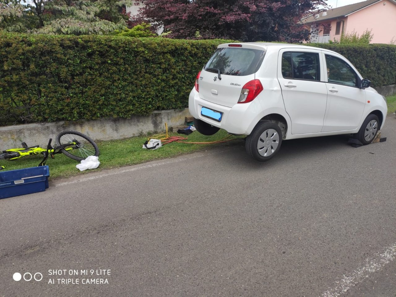 Elisoccorso a Cislago, investito un 13enne