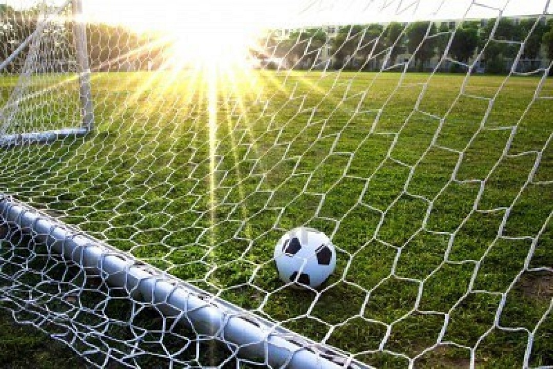 Partita di calcio femminile per “dare un calcio alla violenza”