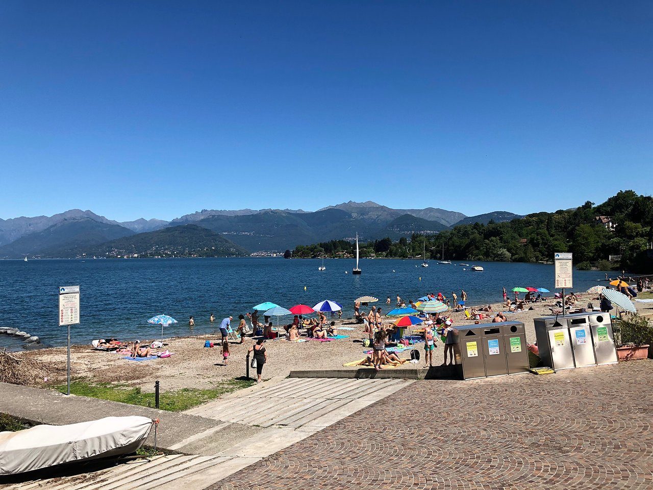 Si apre la stagione balneare: ecco dove tuffarsi in sicurezza tra Varese e Como