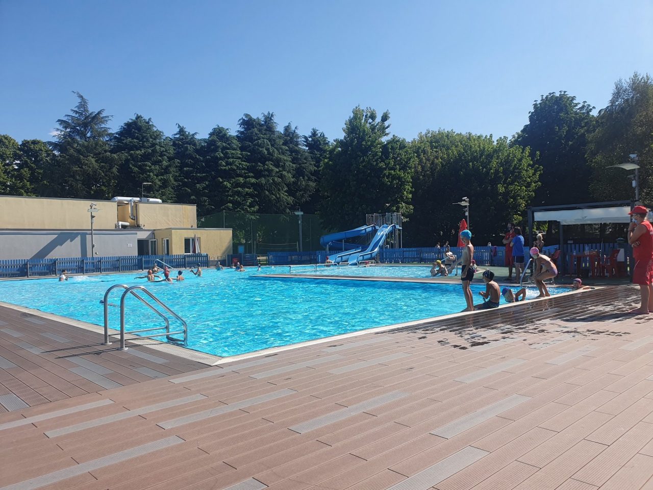 Piscina Saronno,  estate in sicurezza a prova di Covid