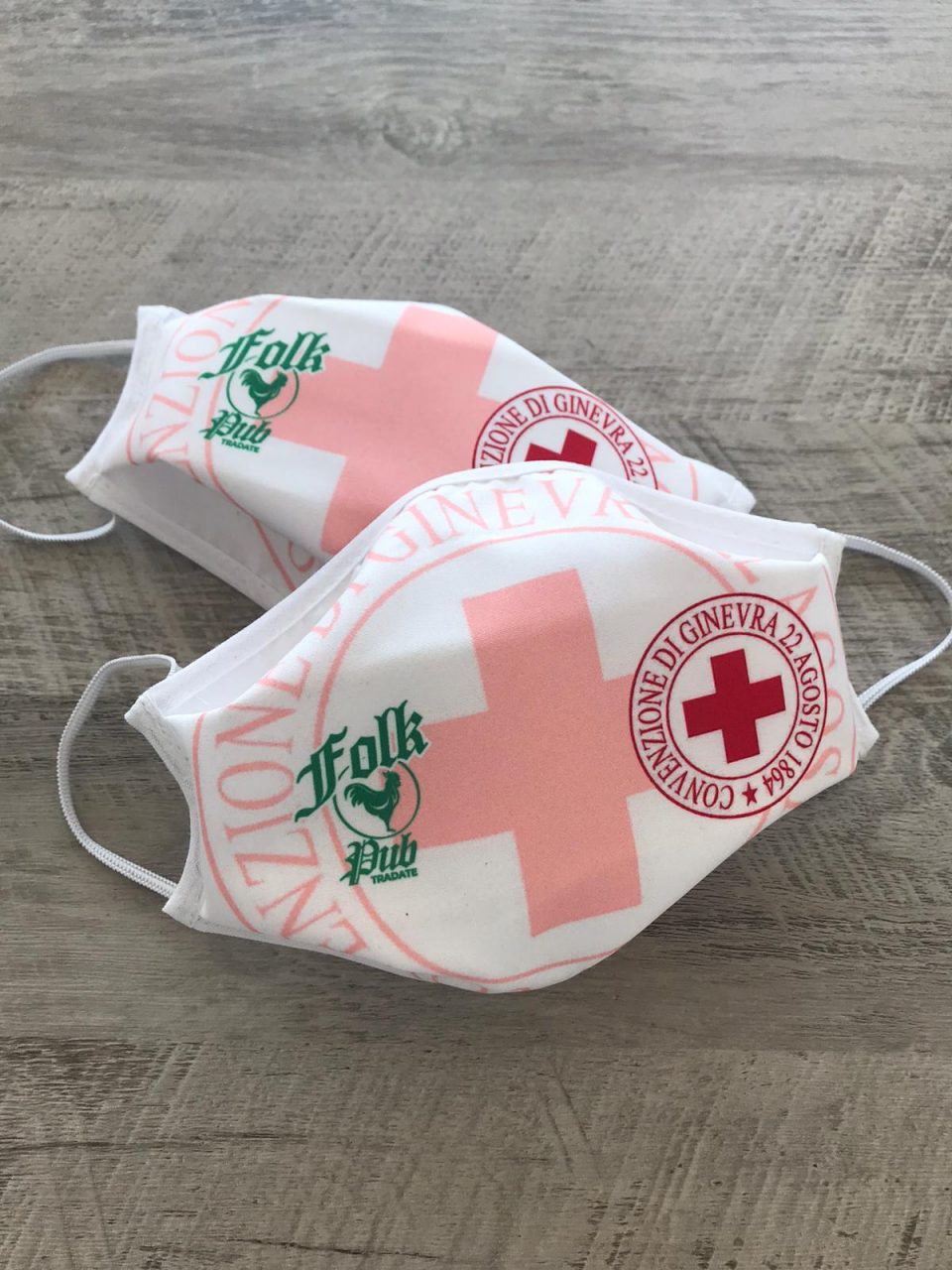 donazione folk pub alla croce rossa di tradate