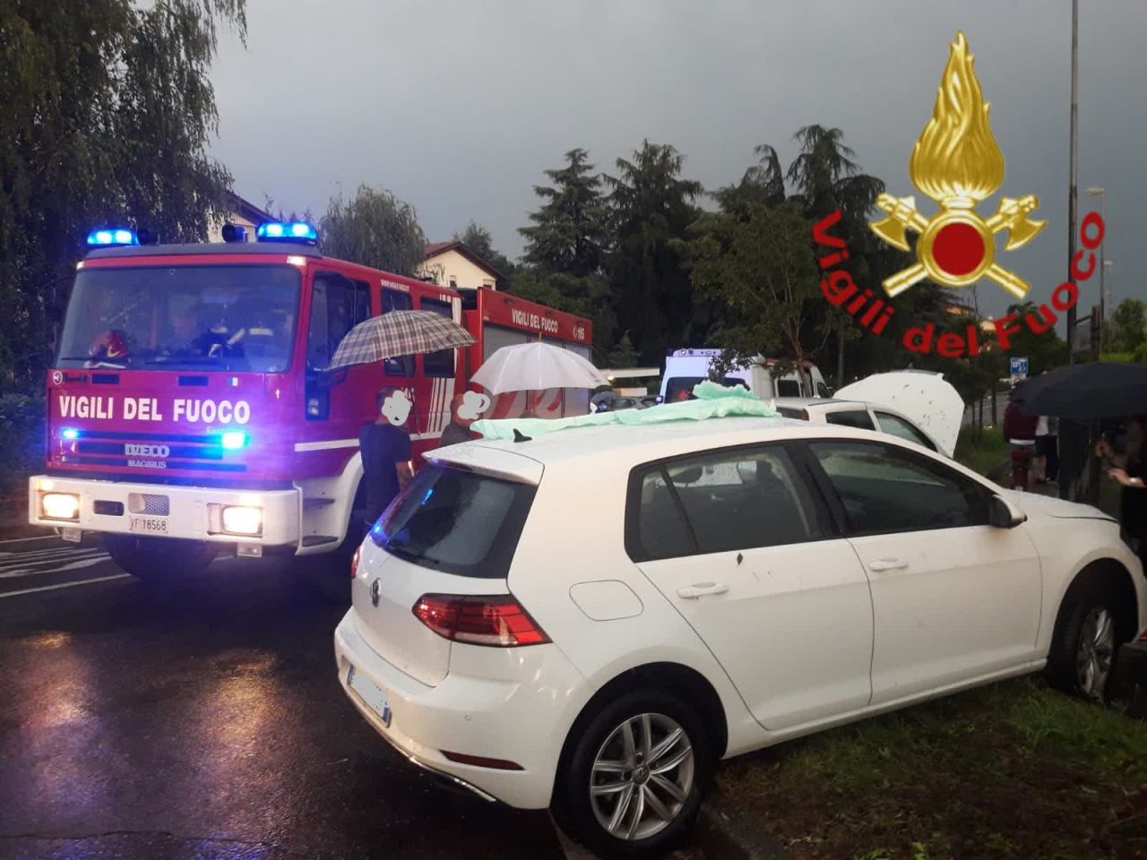 Incidente a Lomazzo, tre feriti e soccorsi in azione SIRENE DI NOTTE