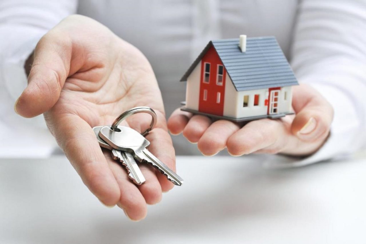 Alloggi pubblici, salta il vincolo dei 5 anni di residenza in Lombardia