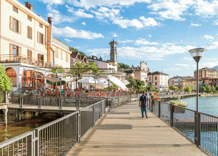 Agosto “autarchico”: 9 italiani su 10 non lasceranno il Paese. Boom di visite in Ceresio e Lago Maggiore